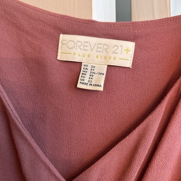 FOREVER 21 - dusty rose wrap dress - Picture 2 of 2